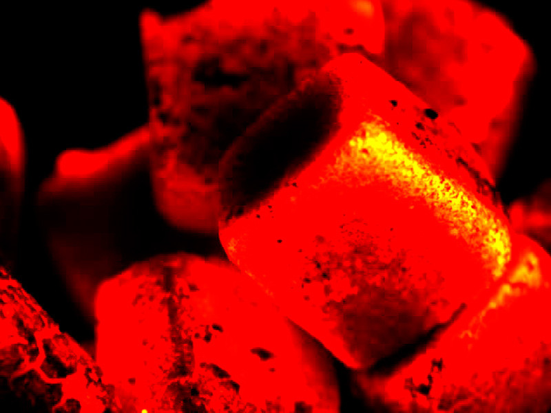 Как разжечь уголь для кальяна на природе или на улице