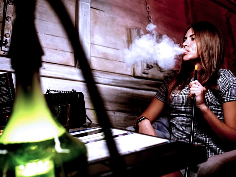 Как курят кальян в Европе: особенности, традиции